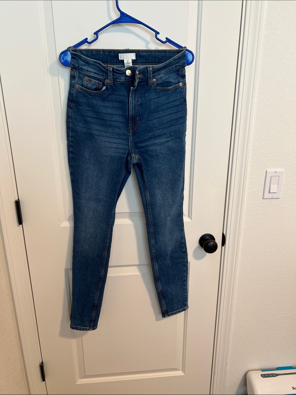 H&M Dark Wash High-Rise Skinny Jeans - Blue
